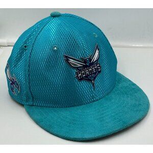 Charlotte Hornets New Era 9Fifty On Court Snapback Hat Suede Brim Youth